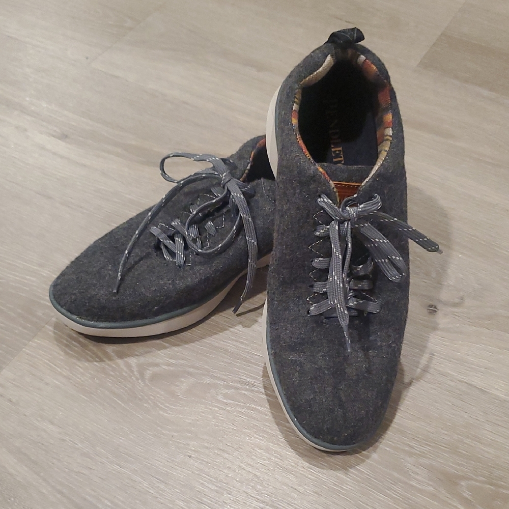 Pendleton Charcoal Gray Women's Wool Sneakers Siz… - image 1